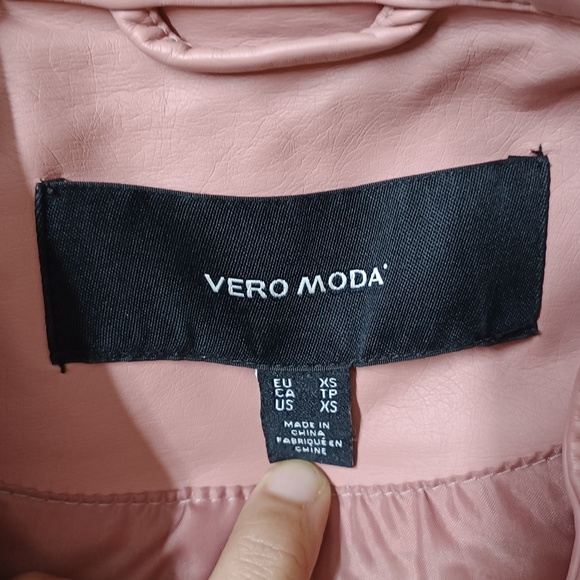 Vero Moda Old Rose Colour Faux Leather Jacket - Picture 3 of 7